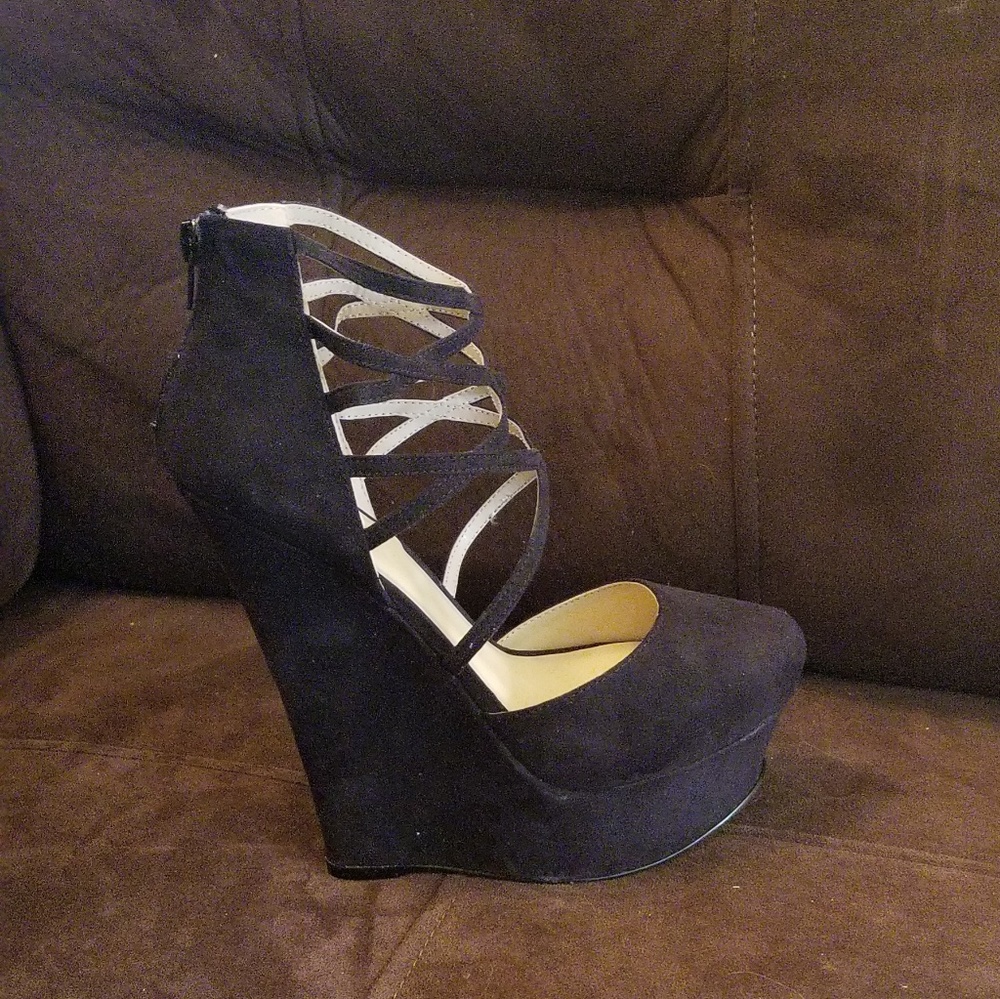 Shoes - Picture 3 of 3